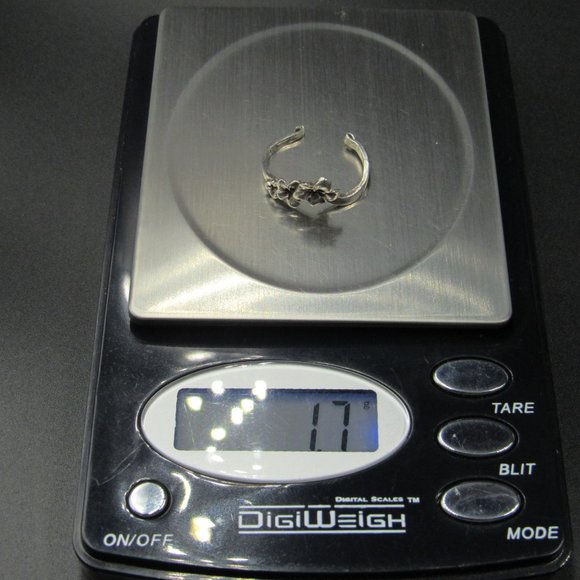 Size 6 Sterling Silver Rustic Floral Open Band - Picture 7 of 7